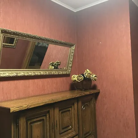 люкс независимости, 12 With Jacuzzi *