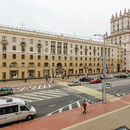 люкс независимости, 12 With Jacuzzi Минск
