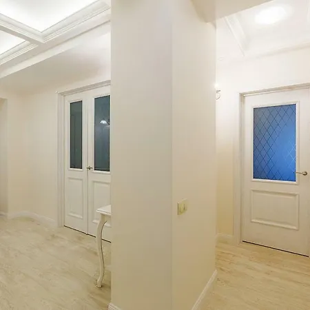 Апартаменты люкс независимости, 12 With Jacuzzi