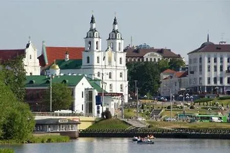 люкс независимости, 12 With Jacuzzi Минск